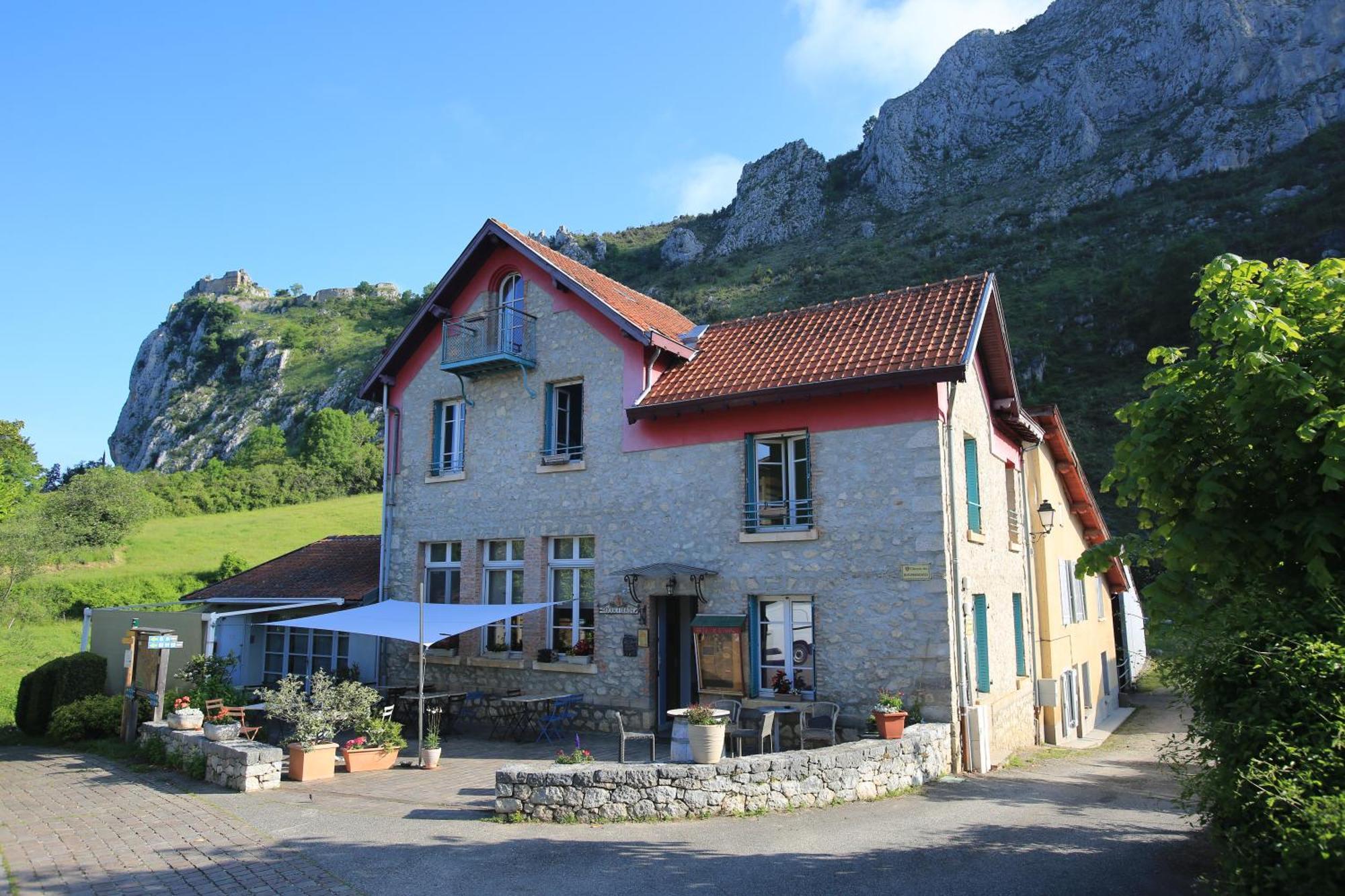 Gite D'Etape De Roquefixade Hotel Exterior photo